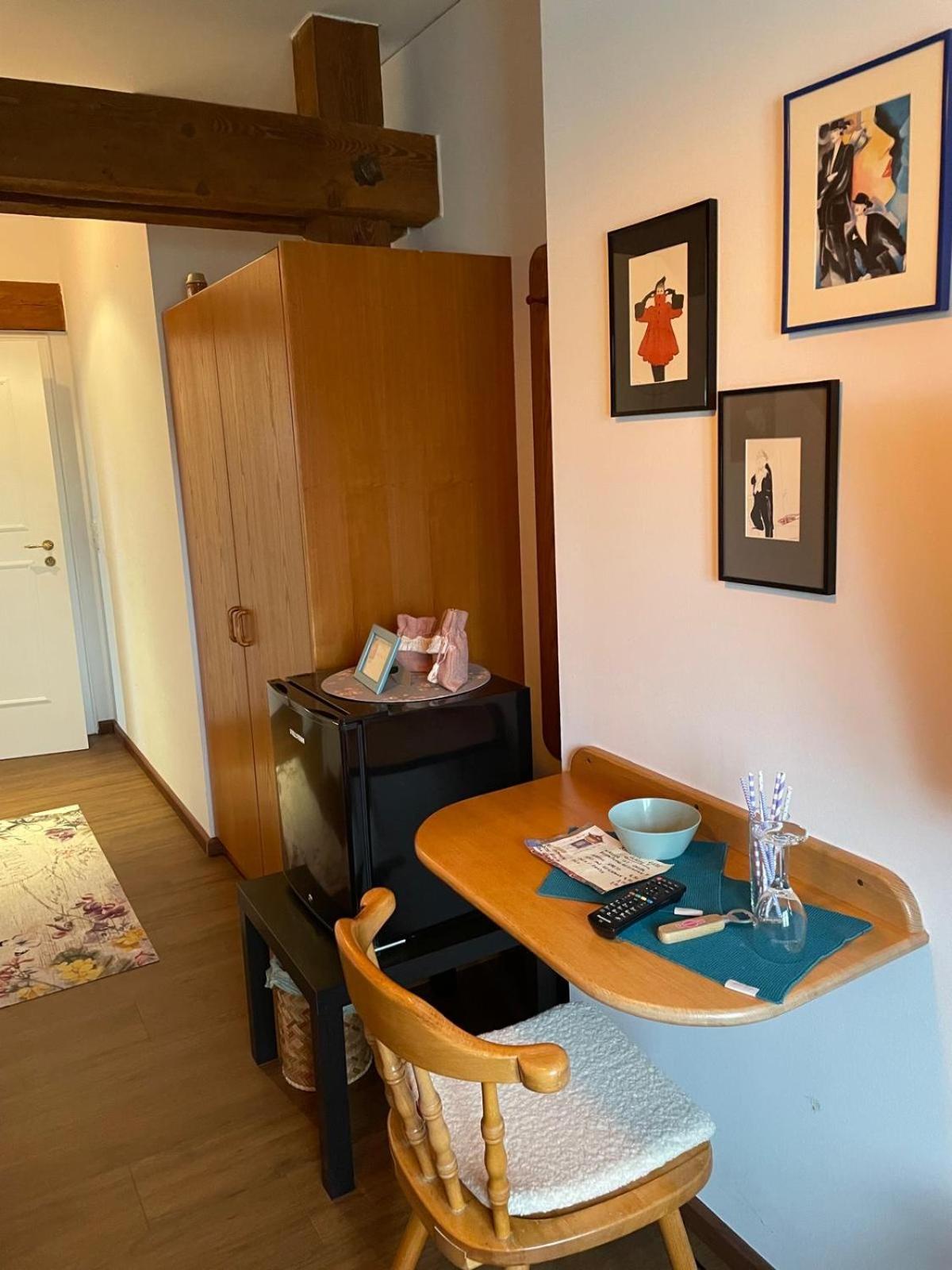 Il Castello Otel Haiming Dış mekan fotoğraf