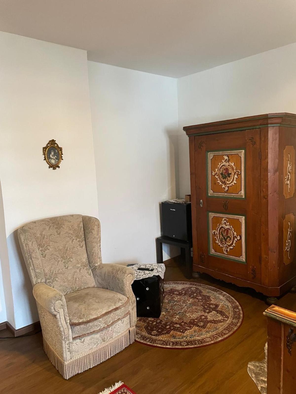 Il Castello Otel Haiming Dış mekan fotoğraf